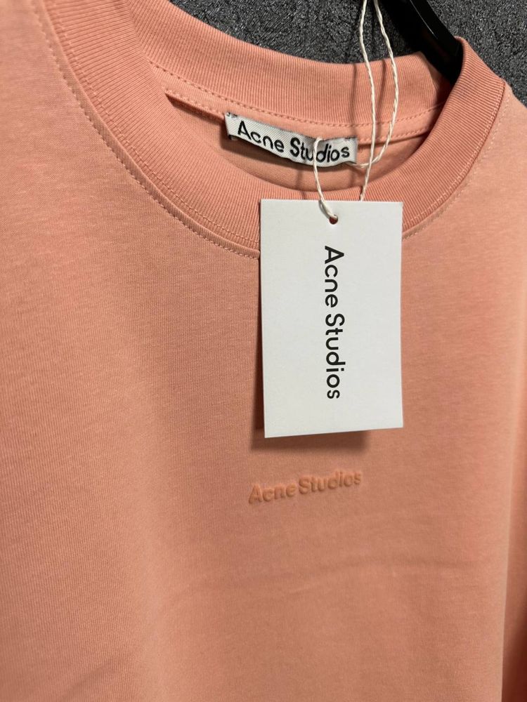 Футболка acne maison margiela