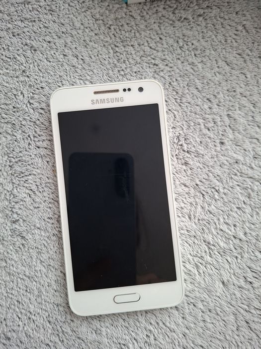Samsung A3 SM-A300FU pearl white