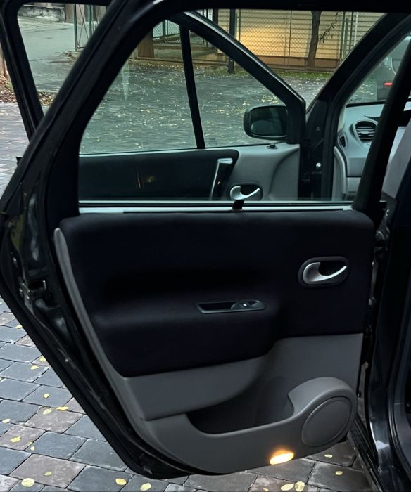 Renault Scenic 2