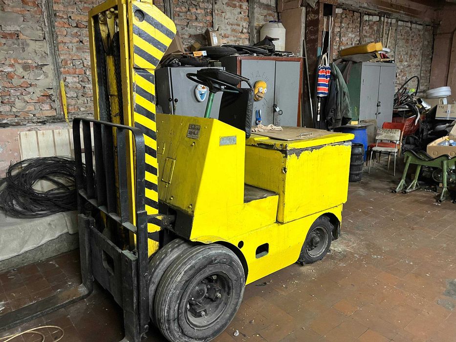 Продам радянський електронавантажувач, вантажопідйомність 2000 кг