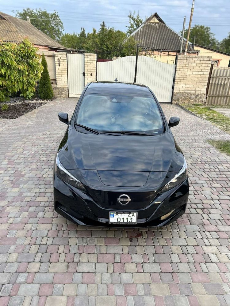 Продам  Nissan Leaf 2023 piк