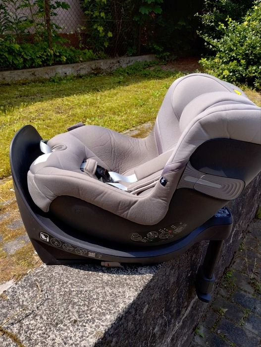 Fotelik samochodowy Cybex Sirona SX2