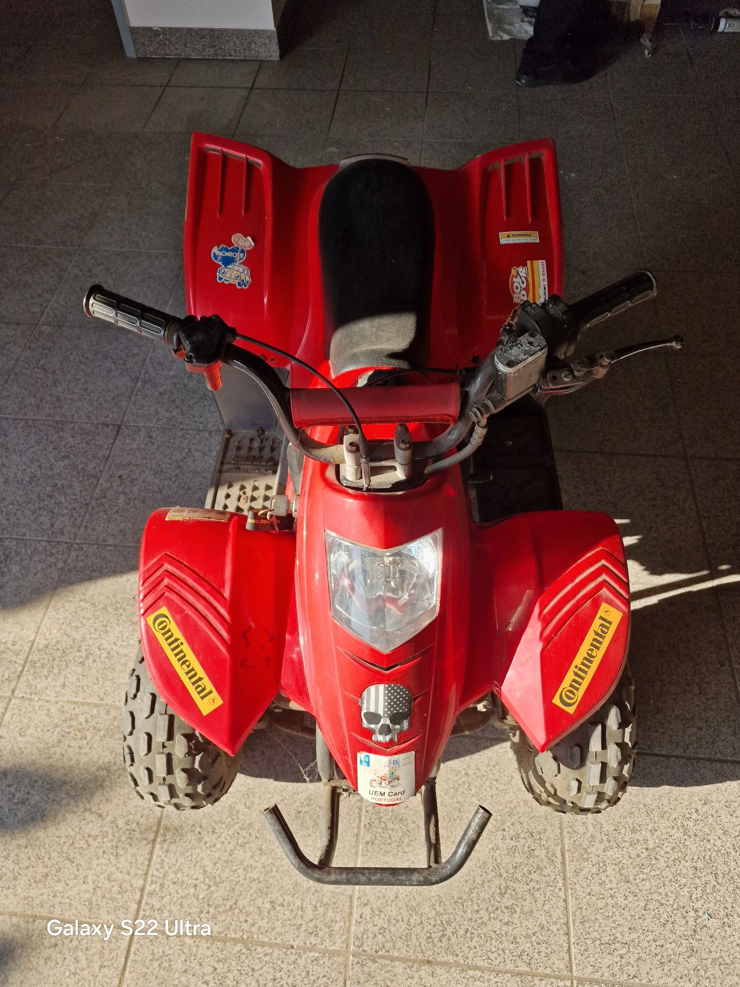 Moto 4 a gadolina