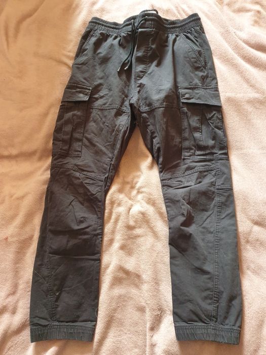 Spodnie bojówki czarne rozmiar 42