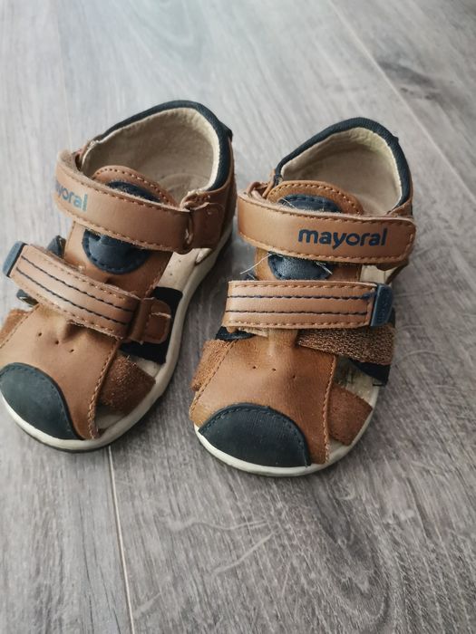 Sandálias maioral castanhas número 20