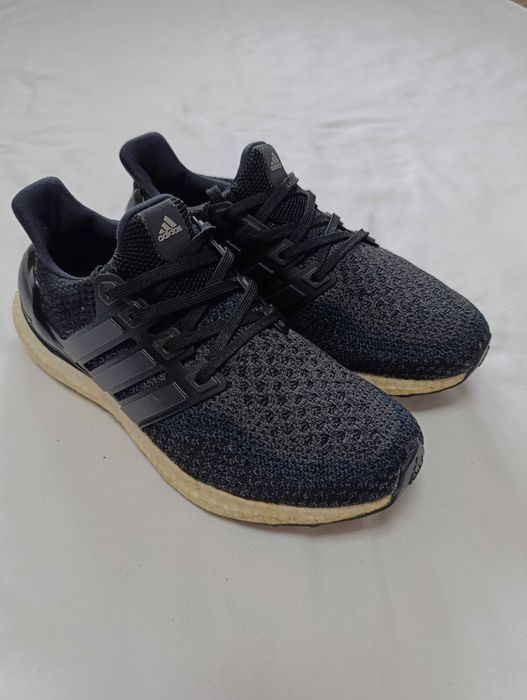 Кросівки спортивні жіночі Adidas Ultra Boost