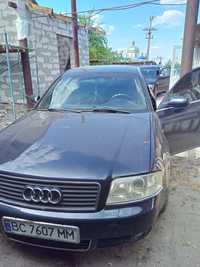 Audi 2001 року продається