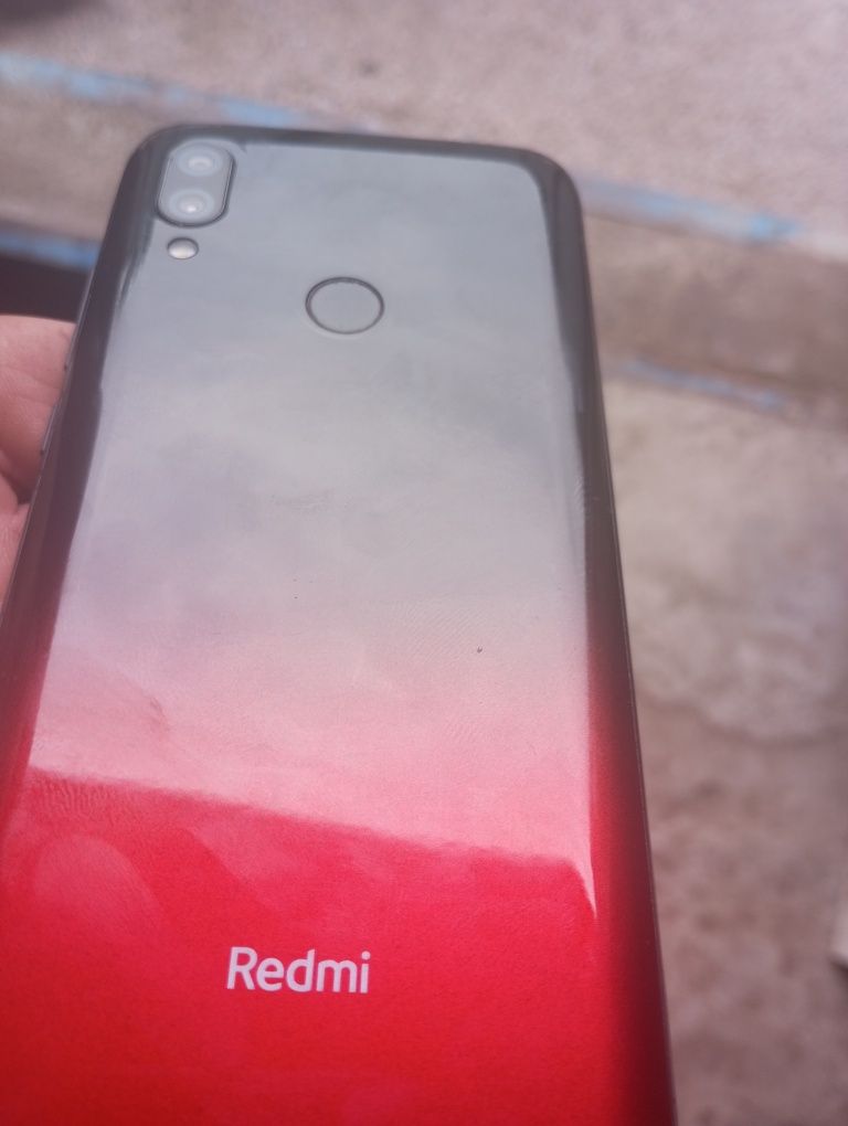 Продам Redmi 7 3/32