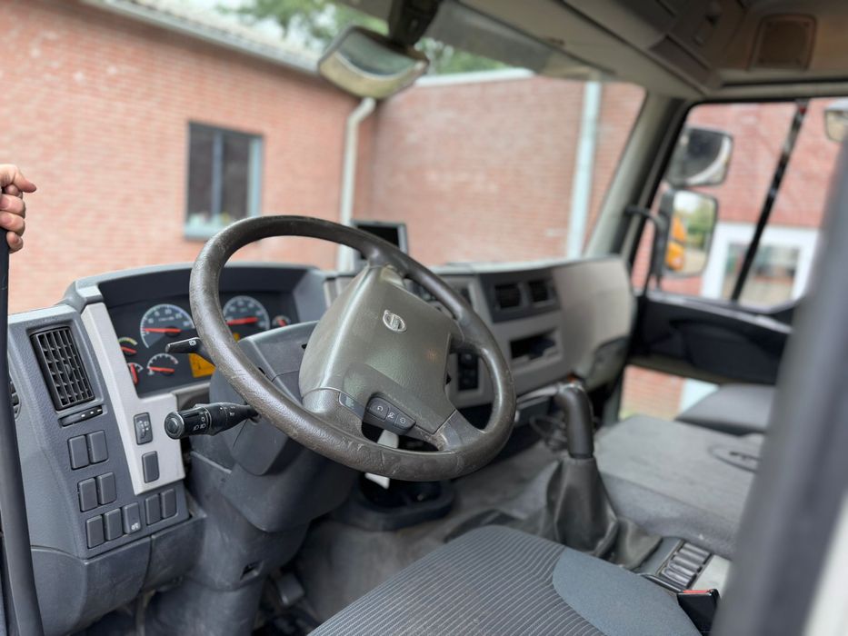 VOLVO FE320 C/GRUA RADIOCOMANDO COMO NOVO SÓ 185.000km #OPORTUNIDADE#