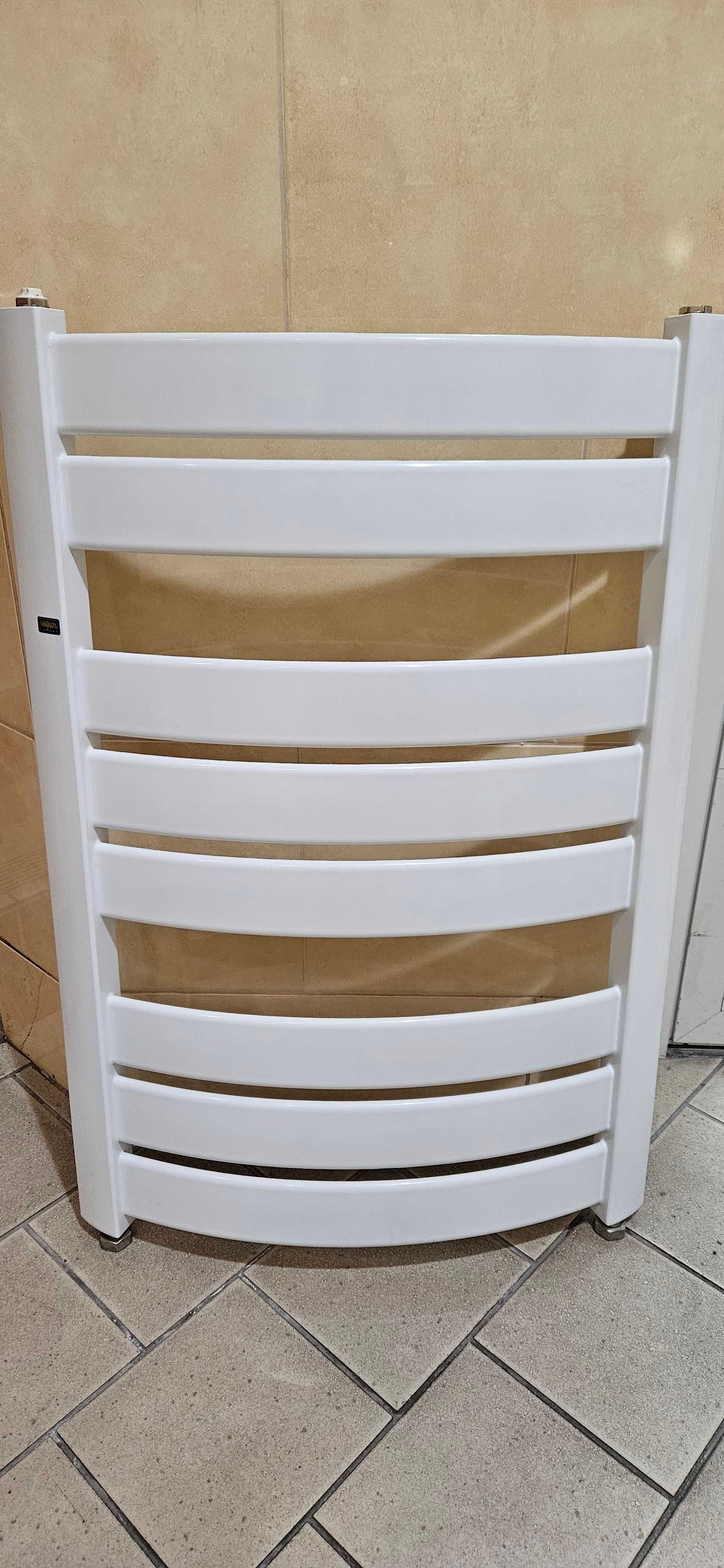 Grzejnik MIKA PLUS 83x60cm