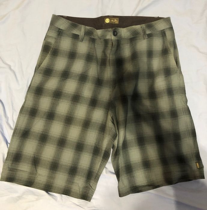 Calções ELEMENT novos,tamanho 36