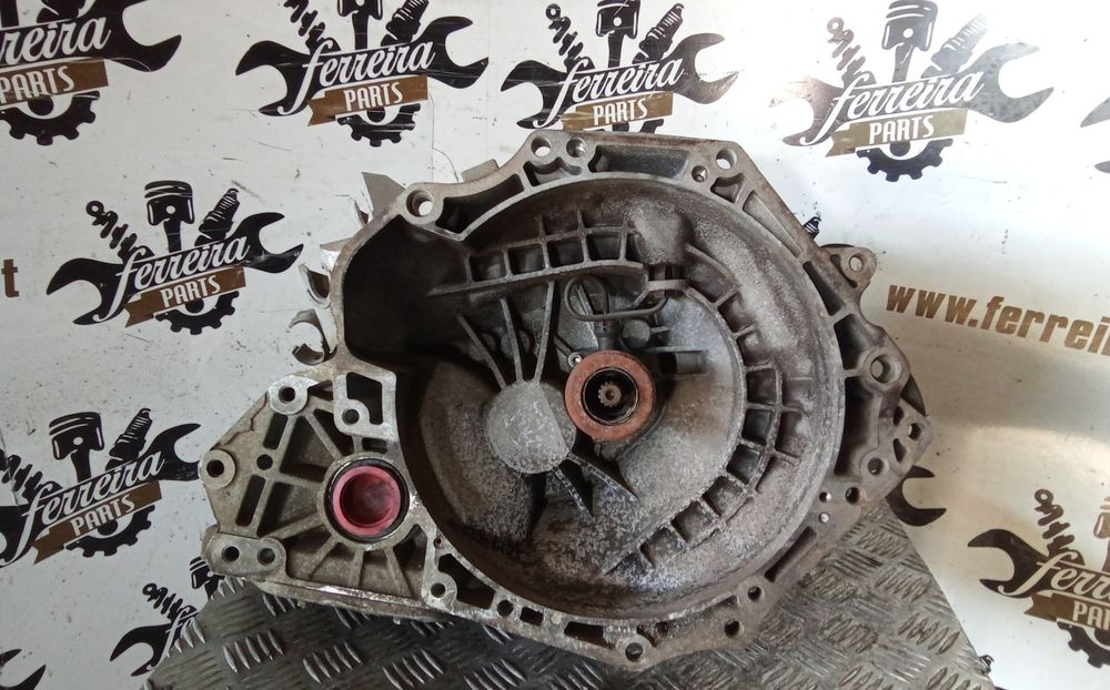 CAIXA DE VELOCIDADES OPEL CORSA E 1.4I REF: B3LS374