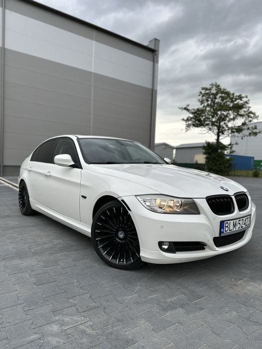 BMW seria 3 e90 200KM ZADBANA
