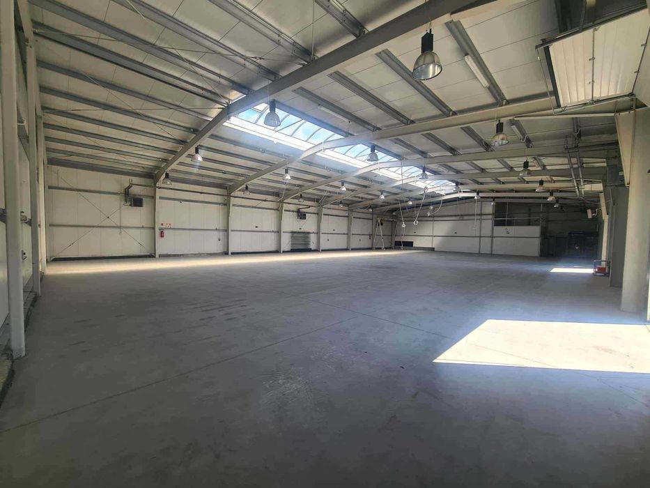 Hala produkcyjno-magazynowa + budynek socjalny_monitoring_1600 m2