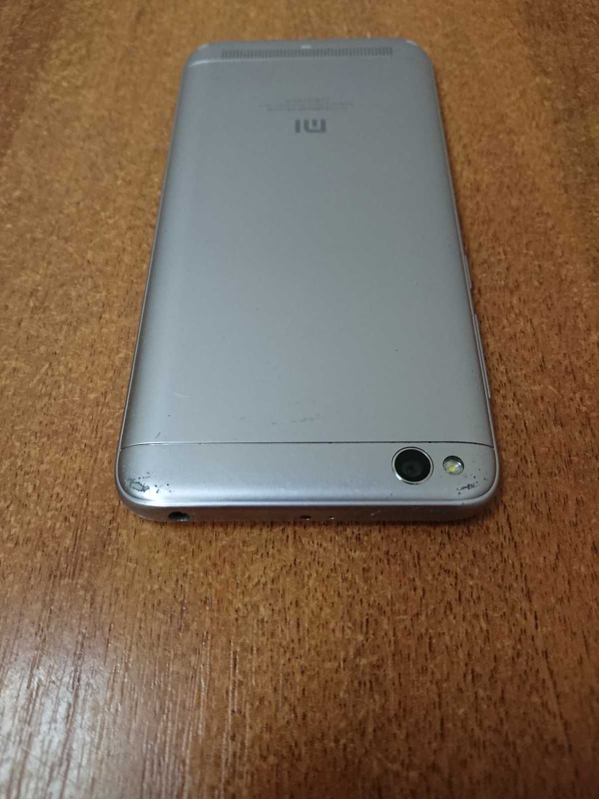 Смартфон Xiaomi Redmi 5A 2/16Gb