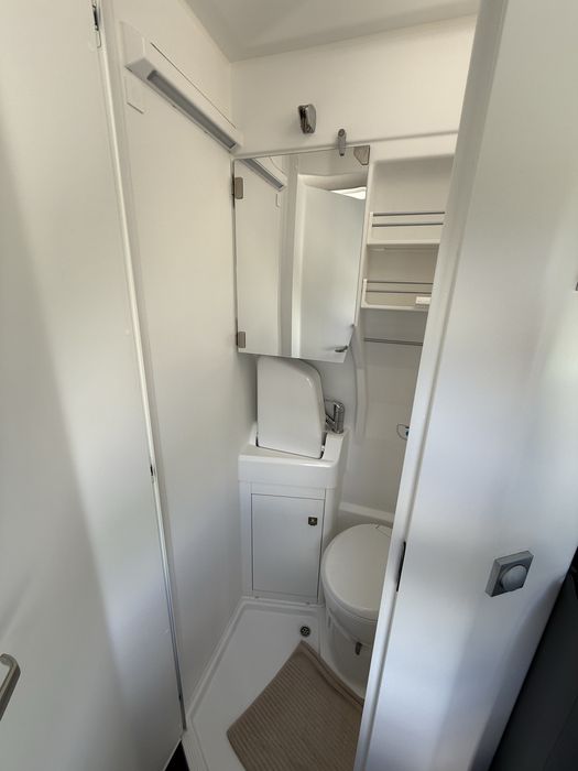 Wynajem kampera 4-osobowego VW GRAND CALIFORNIA 600