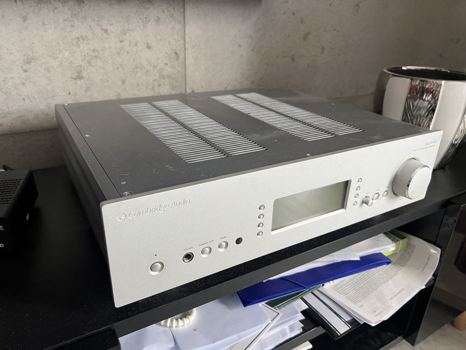 Wzmacniacz Cambridge Audio Azur 840a