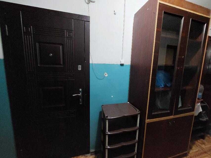 Комната в общежитии на Багрицкого с ремонтом мебелью и техникой.