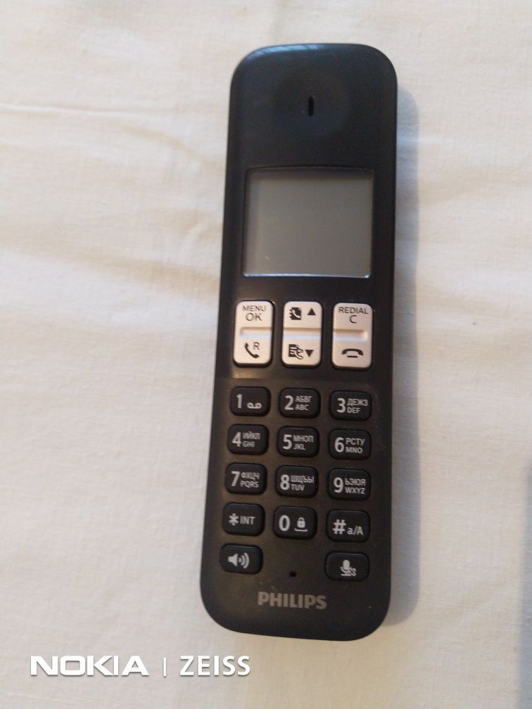 Стаціонарний телефон Philips D230