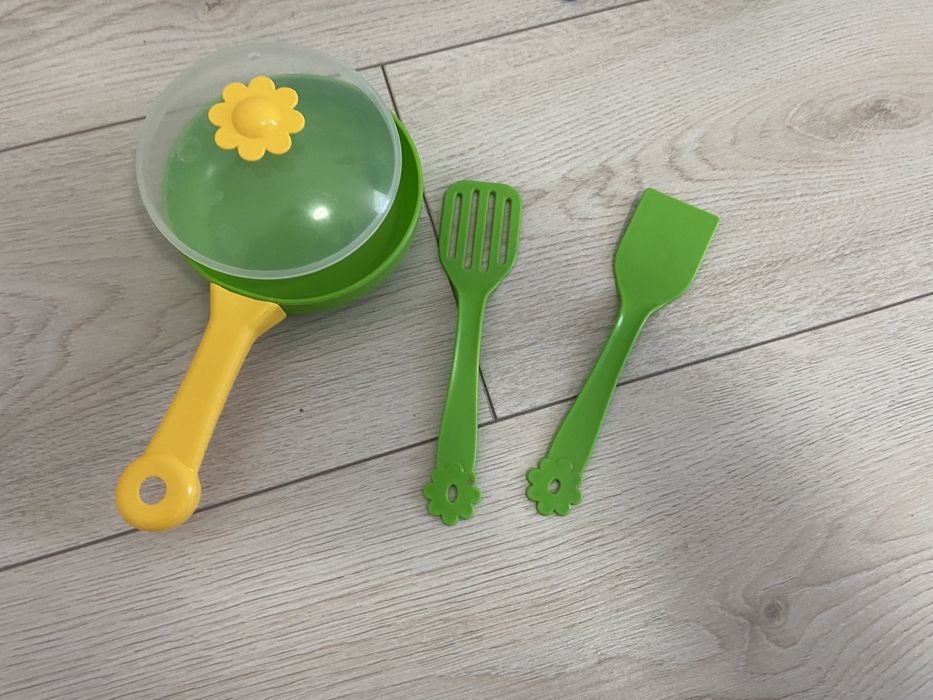Дитячий посуд іграшковий