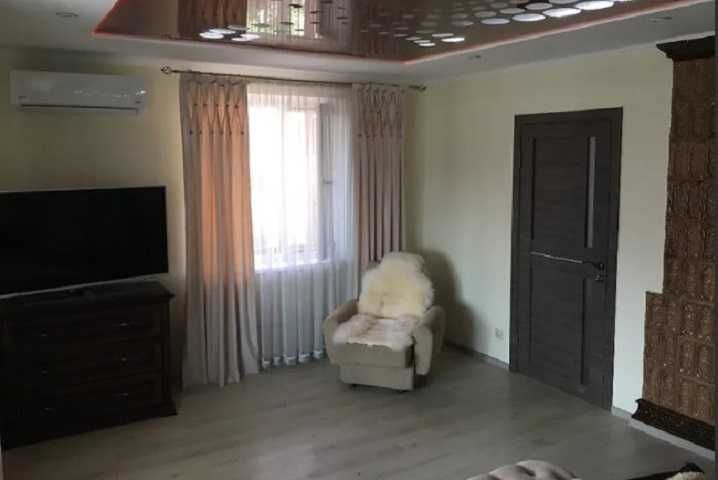 Будинок в Ружичній