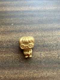 Figurka Harry Potter Kinder Joy - złoty, kolekcjonerski Harry