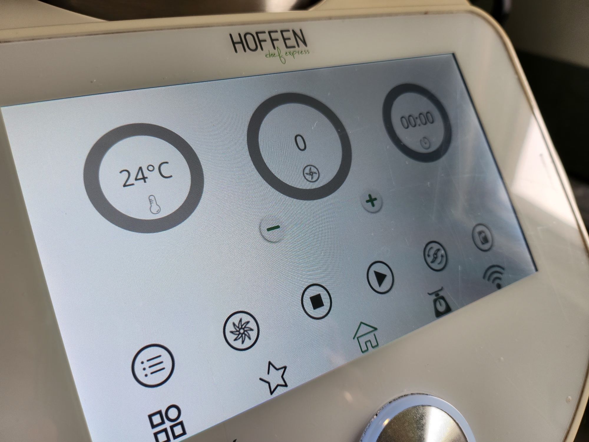 Robot wielofunkcyjny robot kuchenny biedromix Hoffen Chef Express