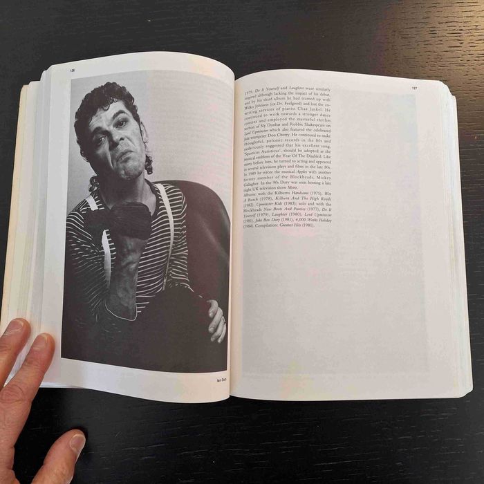 Seventies Music - Encyclopedia