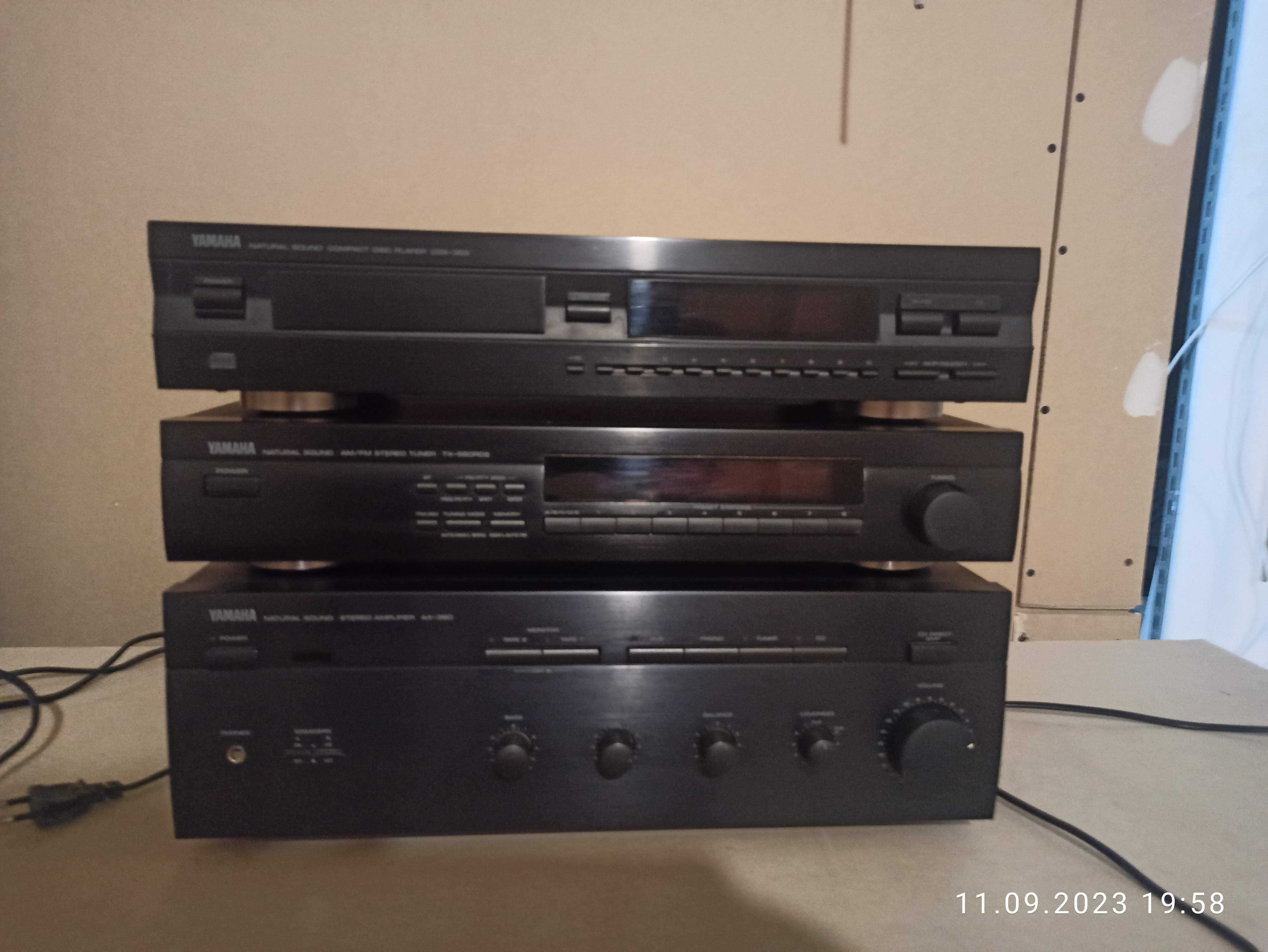 Wieża stereo Yamaha  AX-390, CDX-393, TX-580RDS