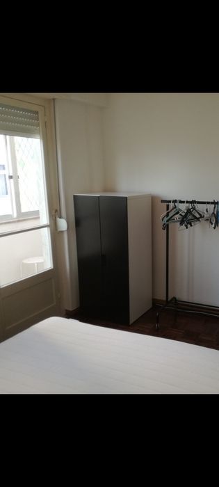 Roupeiro IKEA criança