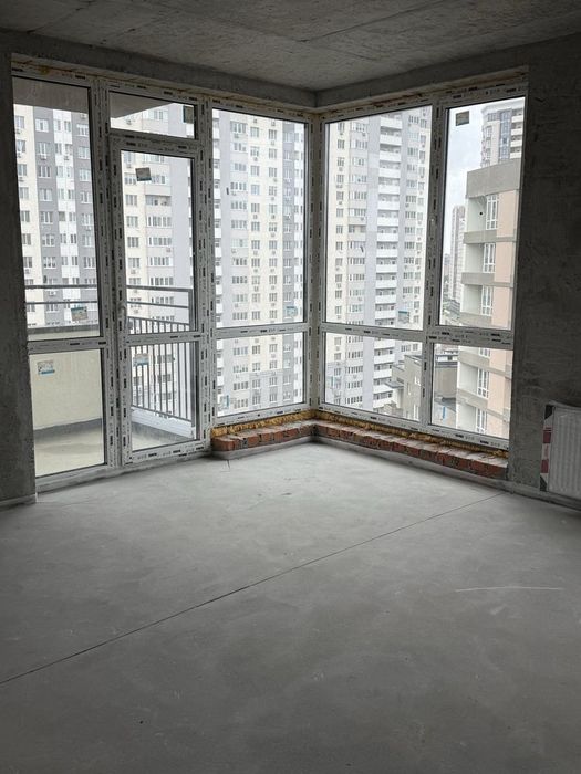 Простора 2-кімнатна квартира 70 м² у ЖК бізнес-класу Krona Park 2