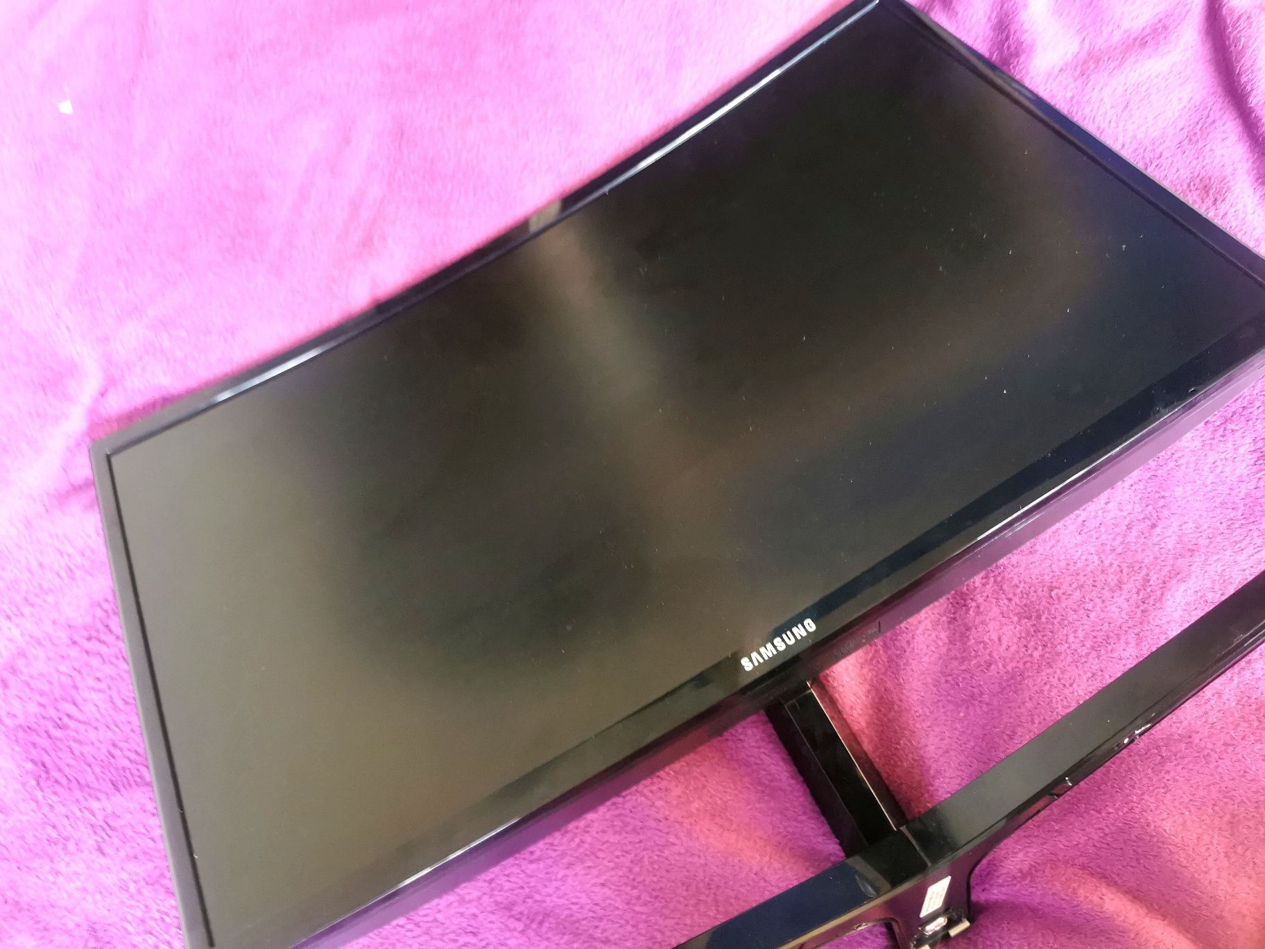 Monitor Samsung C24F396FHR 24" Full HD VA 60Hz 4ms Zakrzywiony