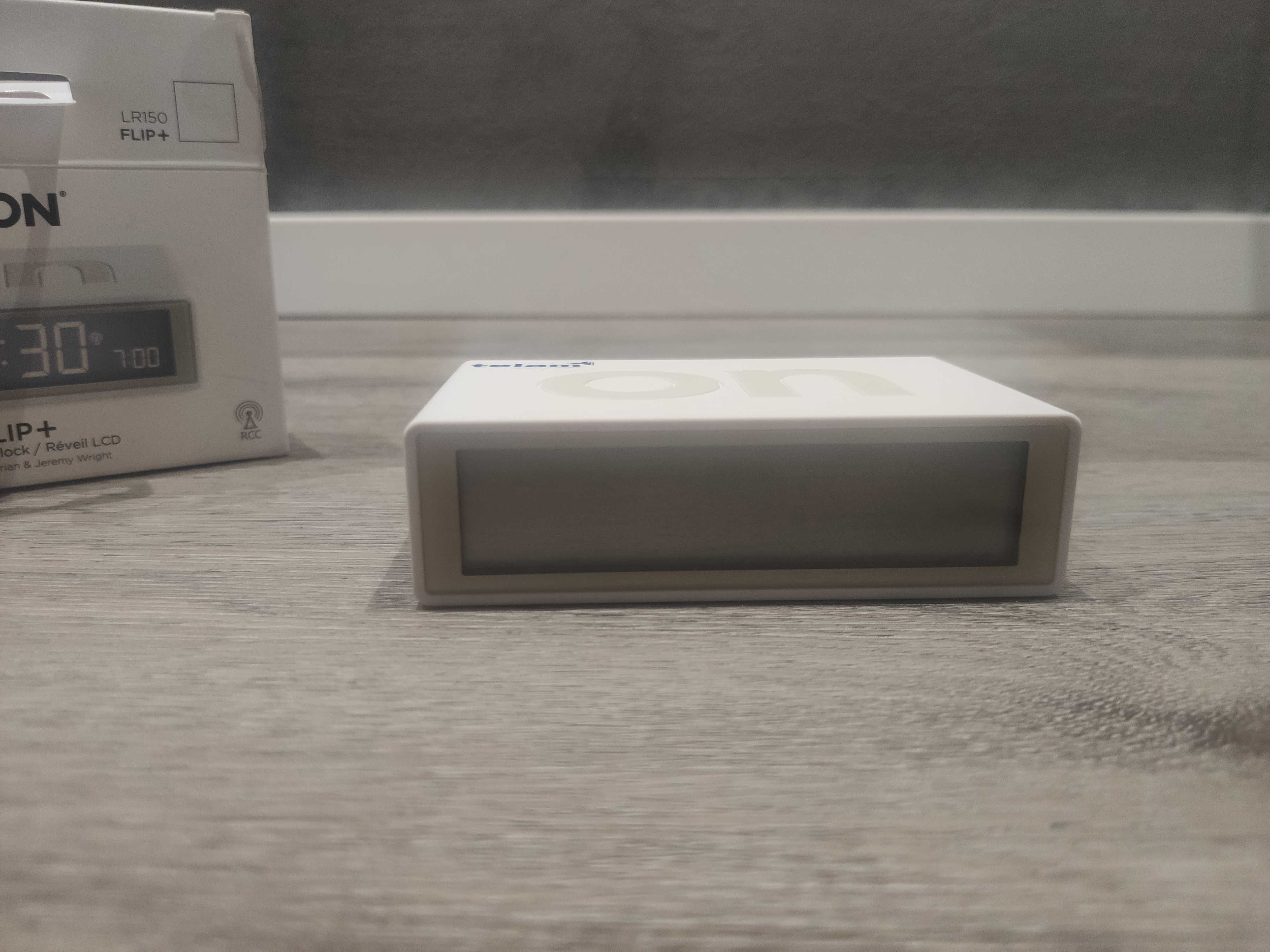 LR150 Budzik FLIP+