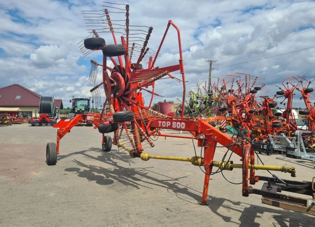 Zgrabiarka dwukaruzelowa pottinger top 800