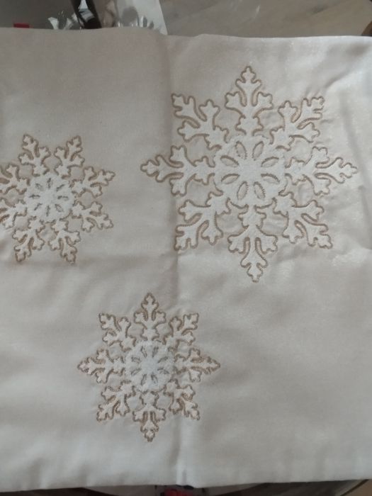 Poszewki świąteczne na poduszki z home &yuo