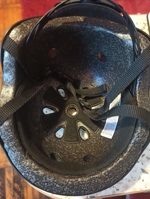 Шолом для дитини захист