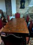Mesa de Jantar Extensível de Madeira com 6 Cadeiras Estofadas