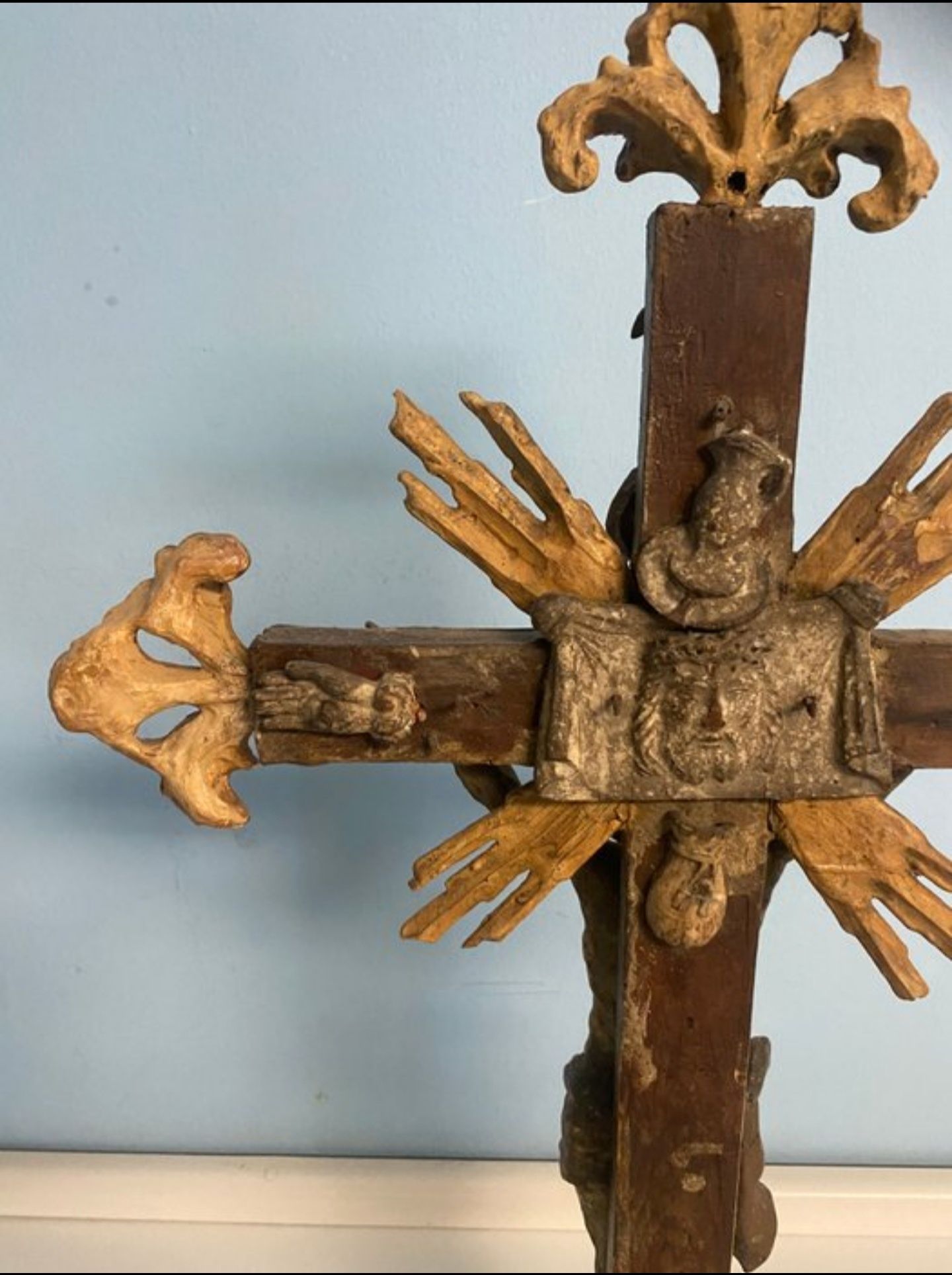Crucifixo Talha Dourada - 2a metade Sec. XVIII