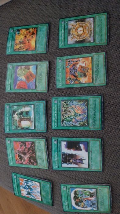Cartas Yu-Gi-Oh! para coleção