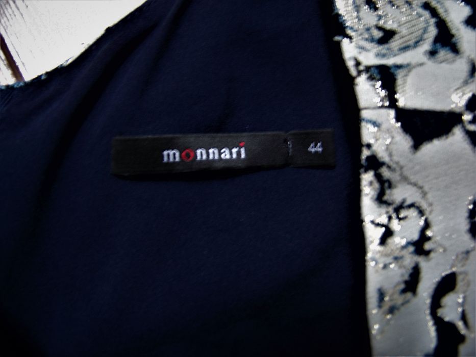 Sukienka MONNARI r.44 (L/XL) ecru granat złota nitka kwiaty