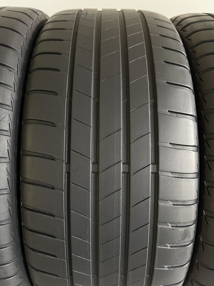 Шини R18 215/40 Bridgestone Turanza T005. 2019p. 5mm/4.5mm. Літо