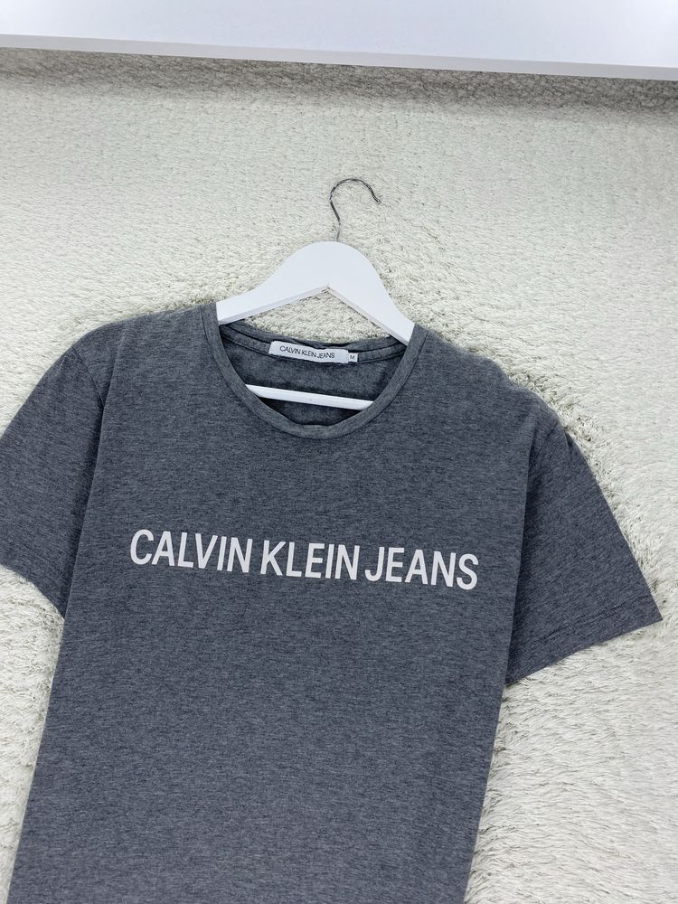 Футболка Calvin Klein big logo nsw swoosh tech fleece