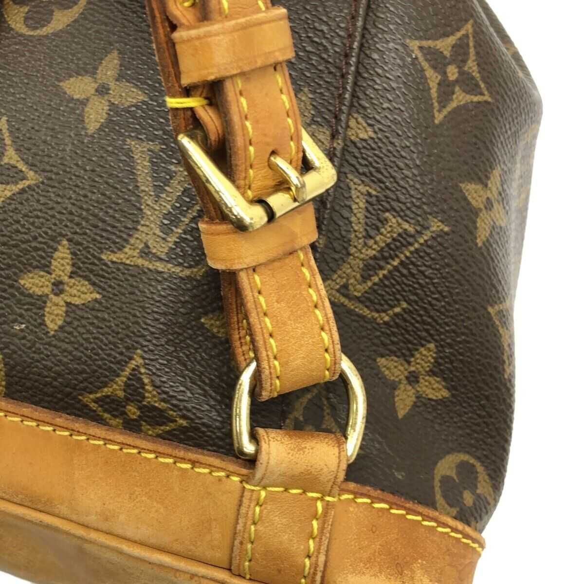 Mochila Louis Vuitton, Usada