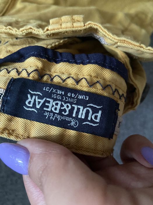 Calças masculinas em bom estado