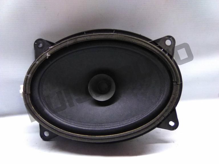 Coluna Som Trás  Toyota Avensis Iii Sw (t27) [2009_2018] 2.2 D-