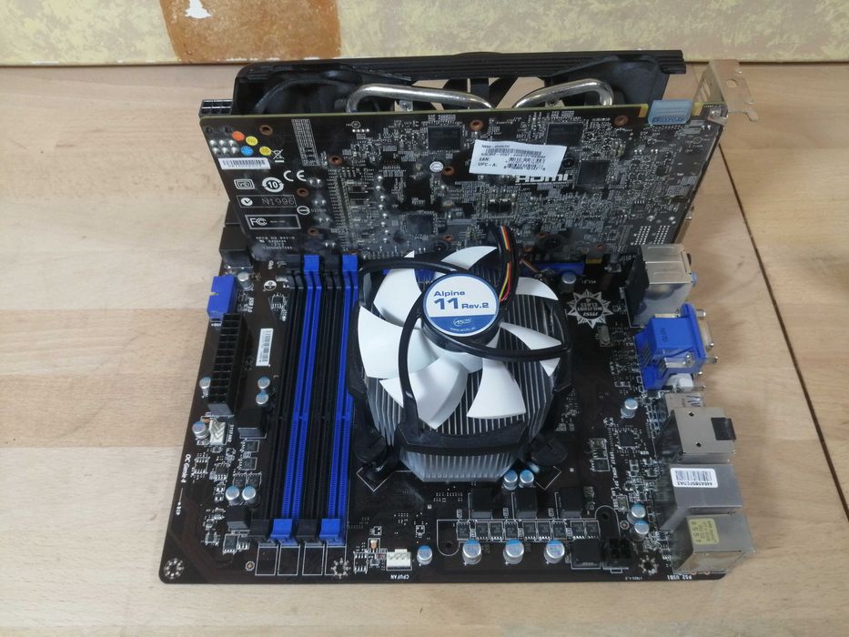 Płyta główna MSI B85M-G43 + karta graficzna MSI N660 2GD5 + alpine 11