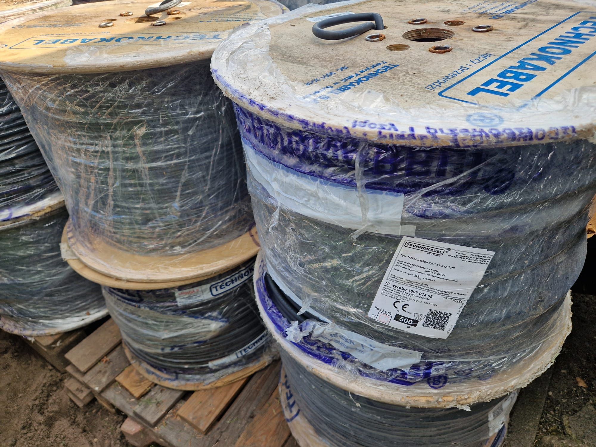 Przewód 3x2,5 3x1,5 N2XH-J B2ca 0,6/1kV Technokabel  500m okazja!!!