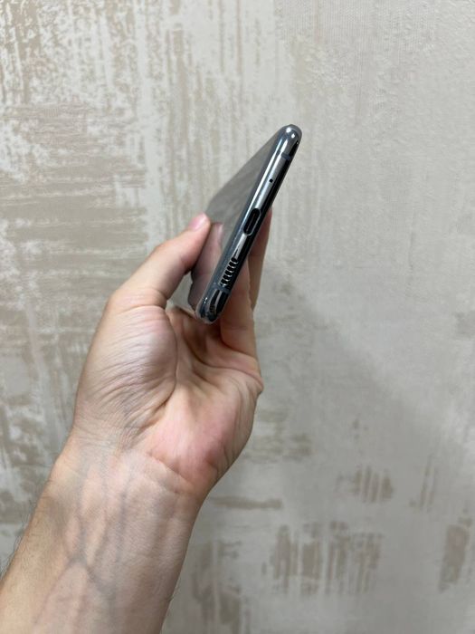Продам Samsung s20 plus