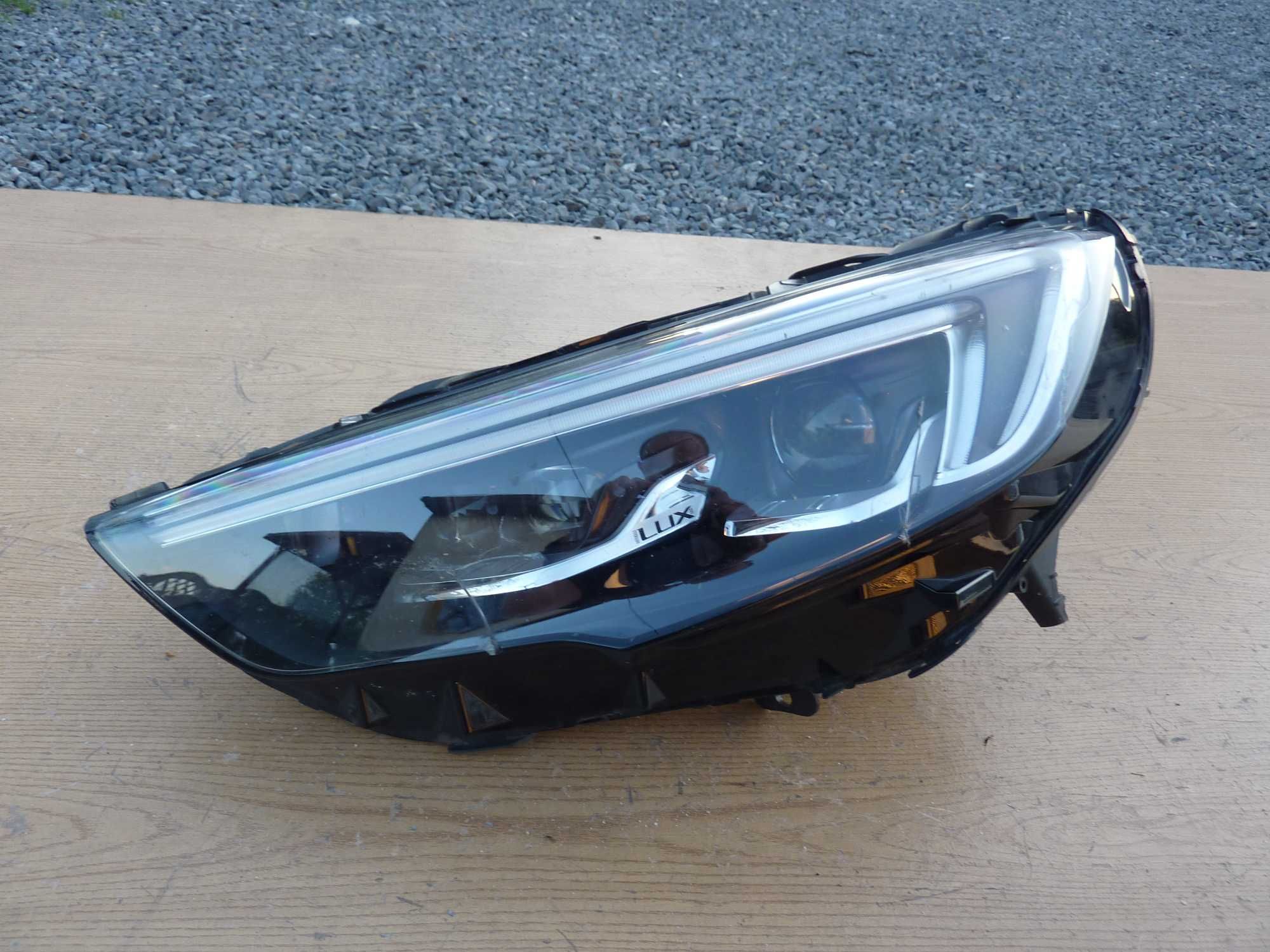 OPEL INSIGNIA B lampa LEWY PRZÓD full led 391.22974 do naprawy europa