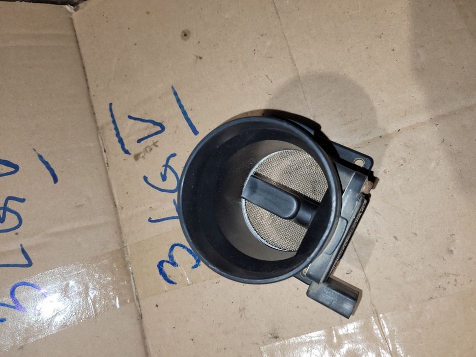 Przepływomierz masowy powietrza Hitachi audi a4 b5 LIFT 2.4 benzyna